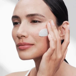 41057 Oriflame - Kem dưỡng ban đêm mỏng nhẹ NOVAGE+ Multi-Active Anti-Ageing Night Cream Light