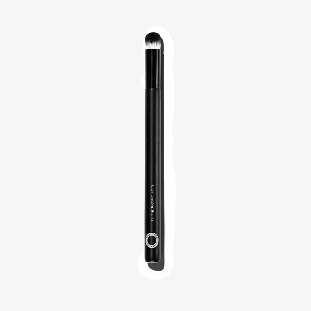 42483 Oriflame – Cọ tán kem che khuyết điểm THE ONE Concealer Brush
