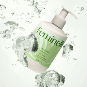 46965 Oriflame – Dung dịch vệ sinh Feminelle Gentle Intimate Wash with Cotton Extract