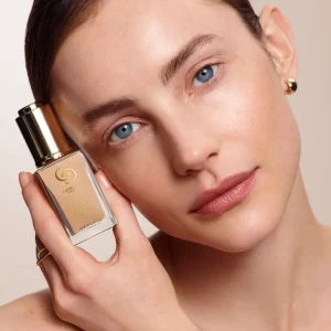 Oriflame - Kem nền dưỡng da Giordani Gold Eternal Glow Foundation