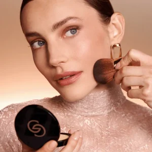 Phấn phủ Giordani Gold Serum Infused Pressed Powder
