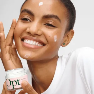 45243 Oriflame - Kem dưỡng mỏng nhẹ OPT Optimals Even Out Light Cream